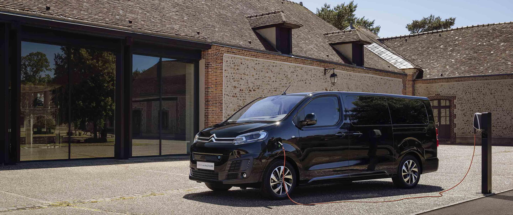 Autorizovaný prodej a servis vozů značek Citroën