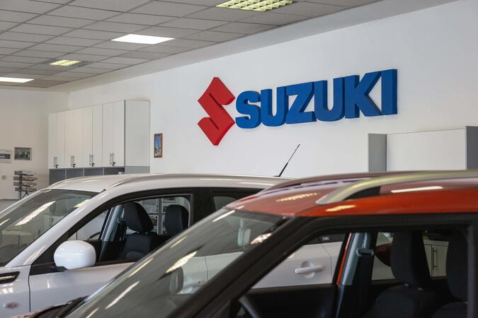 Ojeté vozy značky Suzuki v Hradci Králové