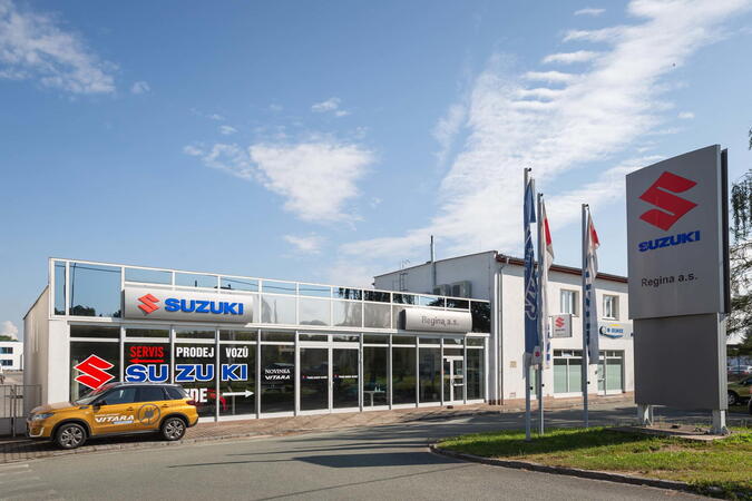 Showroom vozů značky Suzuki v Hradci Králové